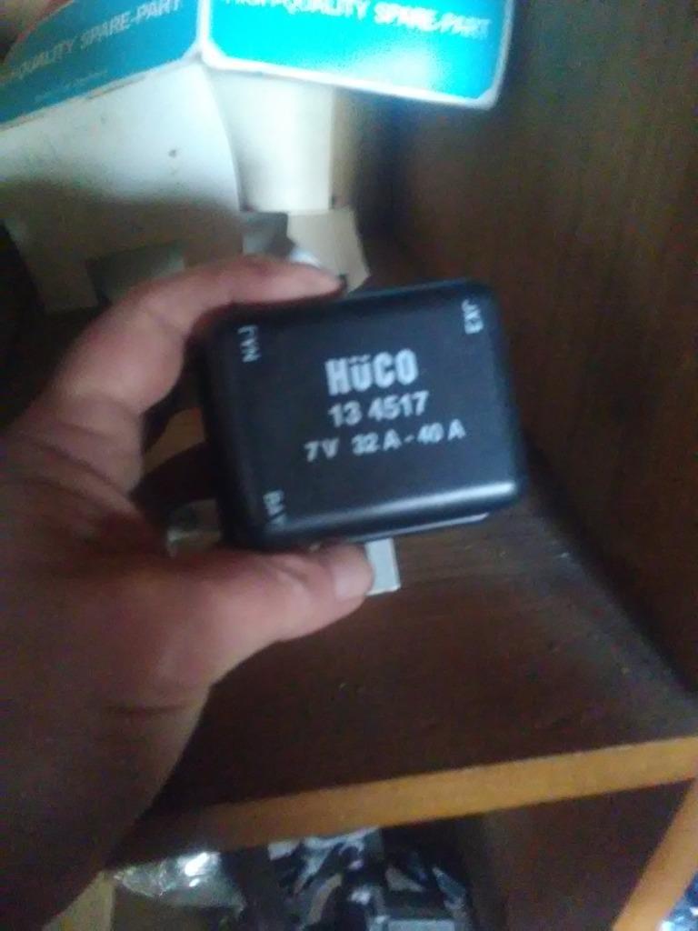 Pièces voiture 'Hugo, Autos : Pièces & Accessoires, Électronique & Câbles, Enlèvement ou Envoi, Neuf, Pièces Oldtimer ou Ancêtre