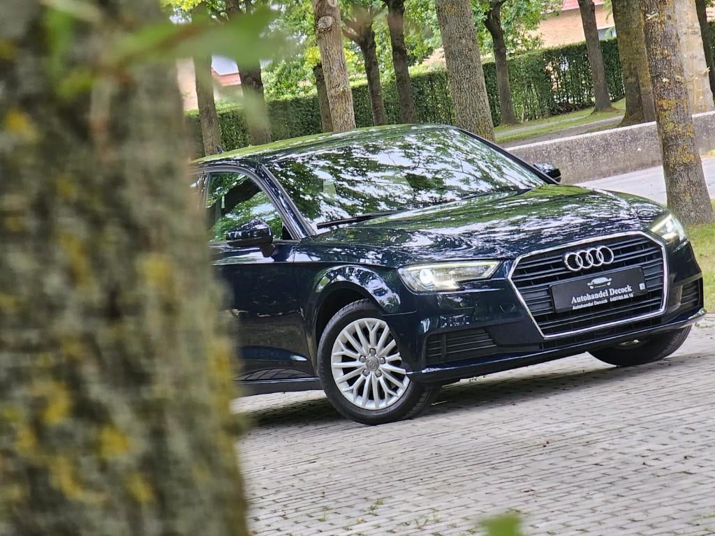 Audi A3 A3 30TFSI Stronic | AUTOMATIQUE | DAB | TVA |, Autos, Audi, Achat, Euro 6, Entreprise, Noir