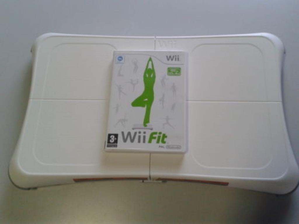 Wii Fit + Balance Board, Games en Spelcomputers, Games | Nintendo Wii, Gebruikt, Overige genres, 1 speler, Ophalen of Verzenden