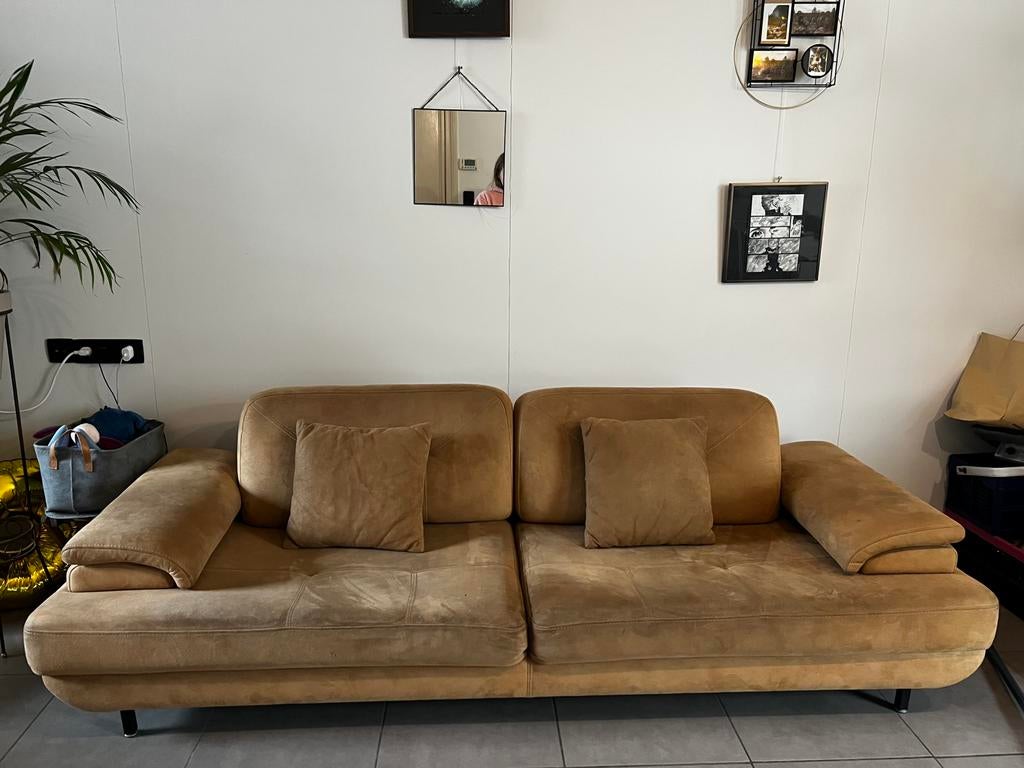 Bruine suede zetel, Ophalen, Gebruikt, 100 tot 125 cm, Rechte bank