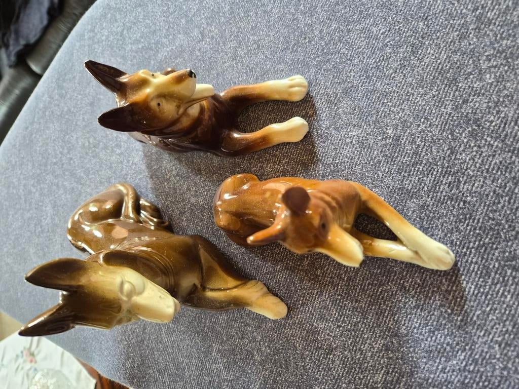 Chiens de berger numérotés Vintages, Enlèvement