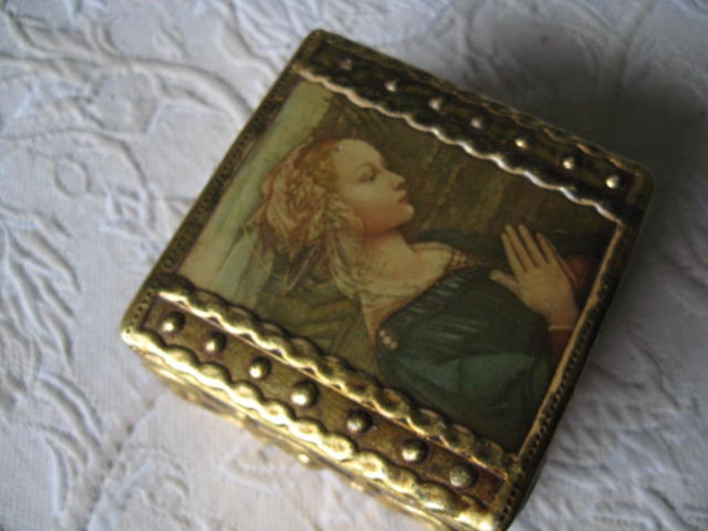 antiek sierdoosje, Ophalen