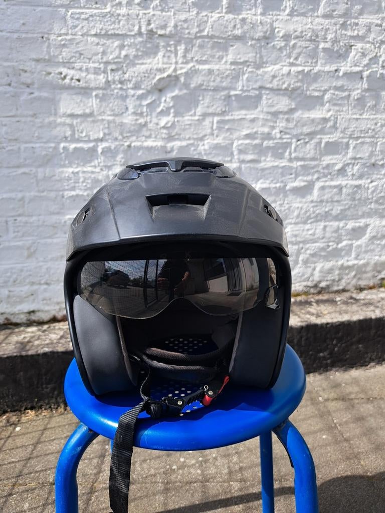 Casque noir mat pour femme ou homme, Motos, Enlèvement, Hommes