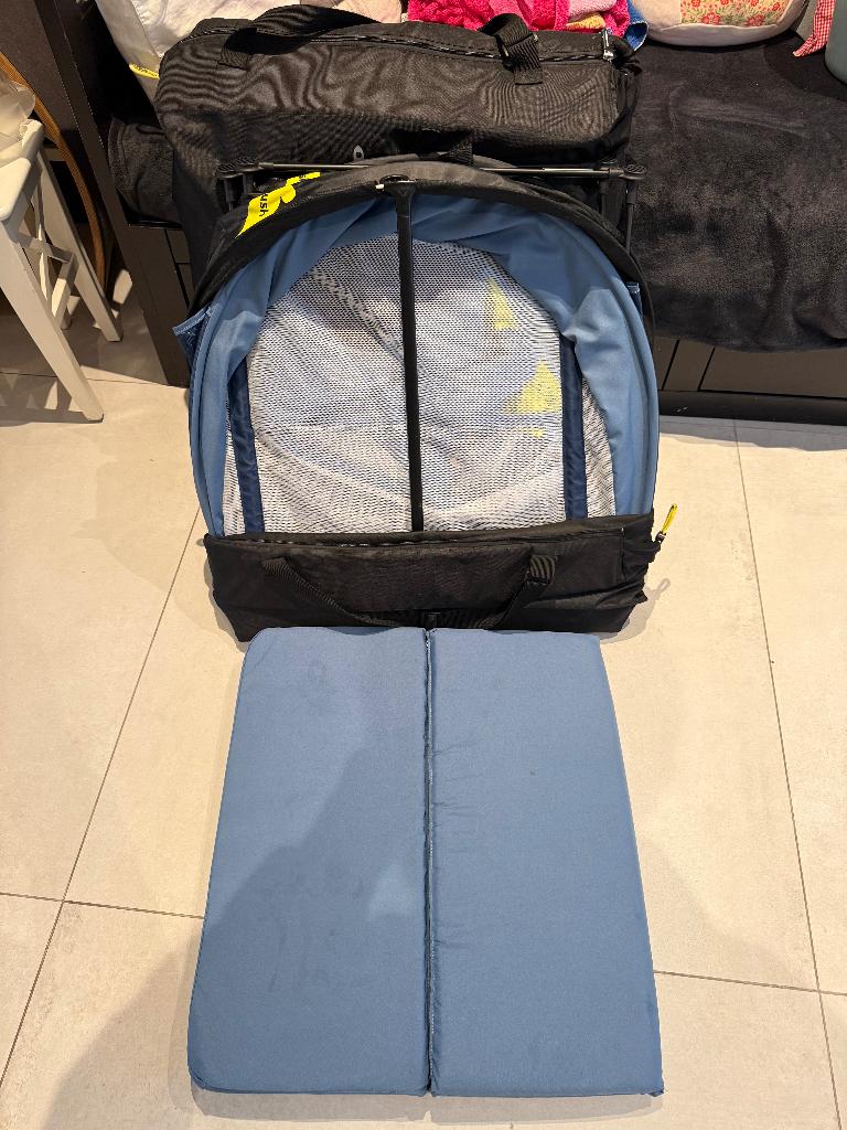 AeroMoov reisbed, Ophalen, Gebruikt, Reisbedje