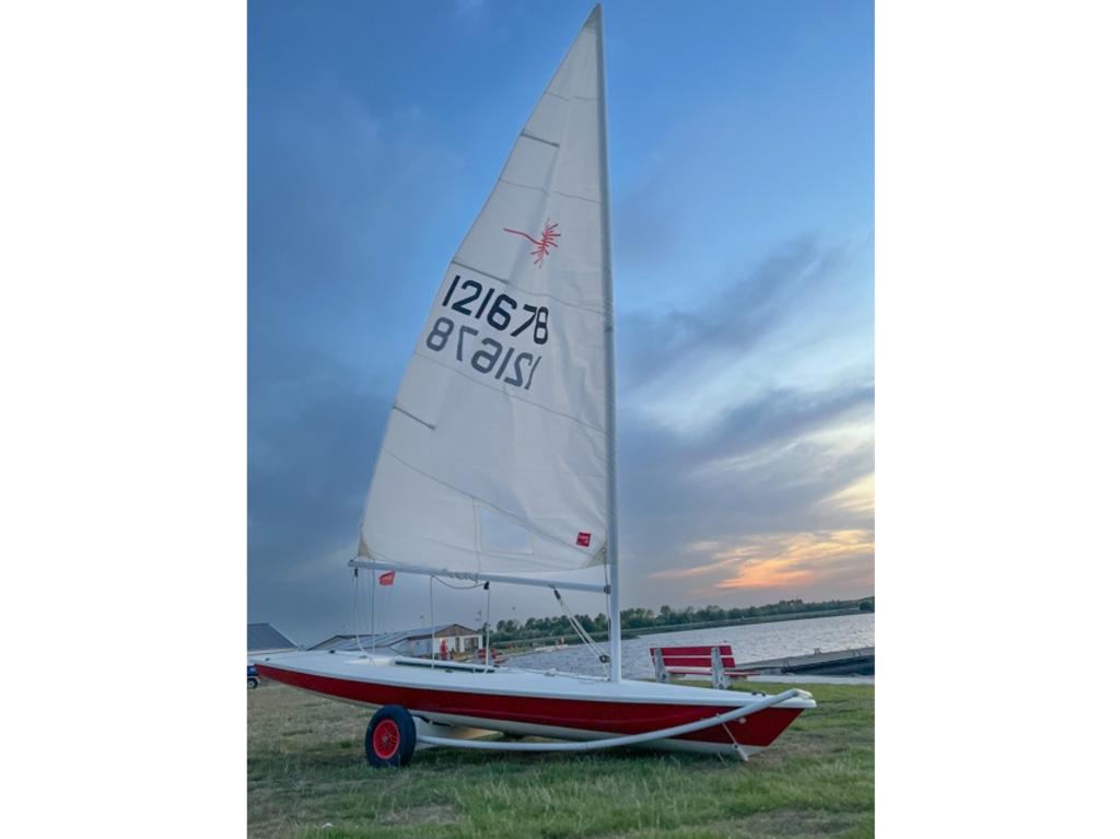 Laser standard (ILCA 7) Special Edition, Watersport en Boten, Ophalen, Geen motor, Laser, Zo goed als nieuw