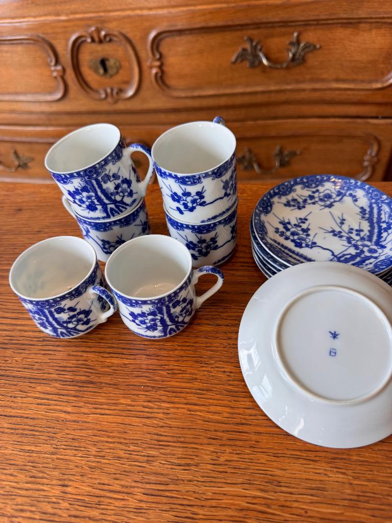 Blauw-wit porseleinen koffieservies, Antiek en Kunst, Antiek | Servies los, Ophalen