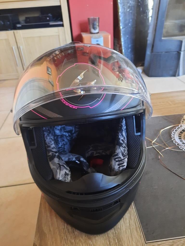 Scorpion helm maat L, Ophalen, L