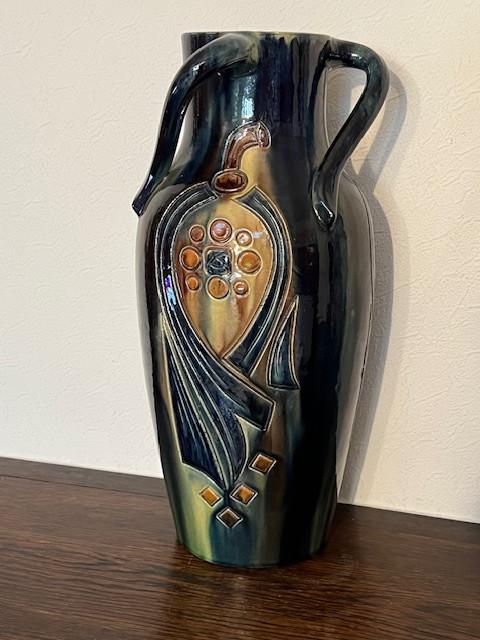 Art Nouveau vaas in Vlaams aardewerk, Ophalen