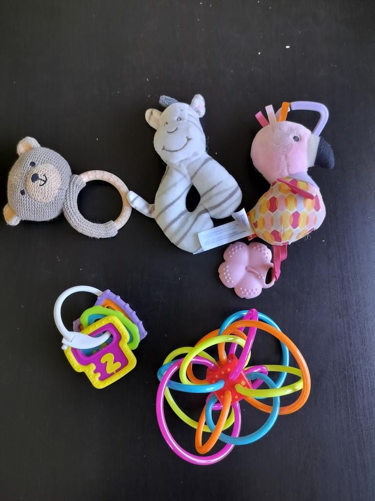 Babyspeelgoed: o'ball, stapelblokken, rammelaar, bal, boek., Ophalen, Zo goed als nieuw, Overige typen