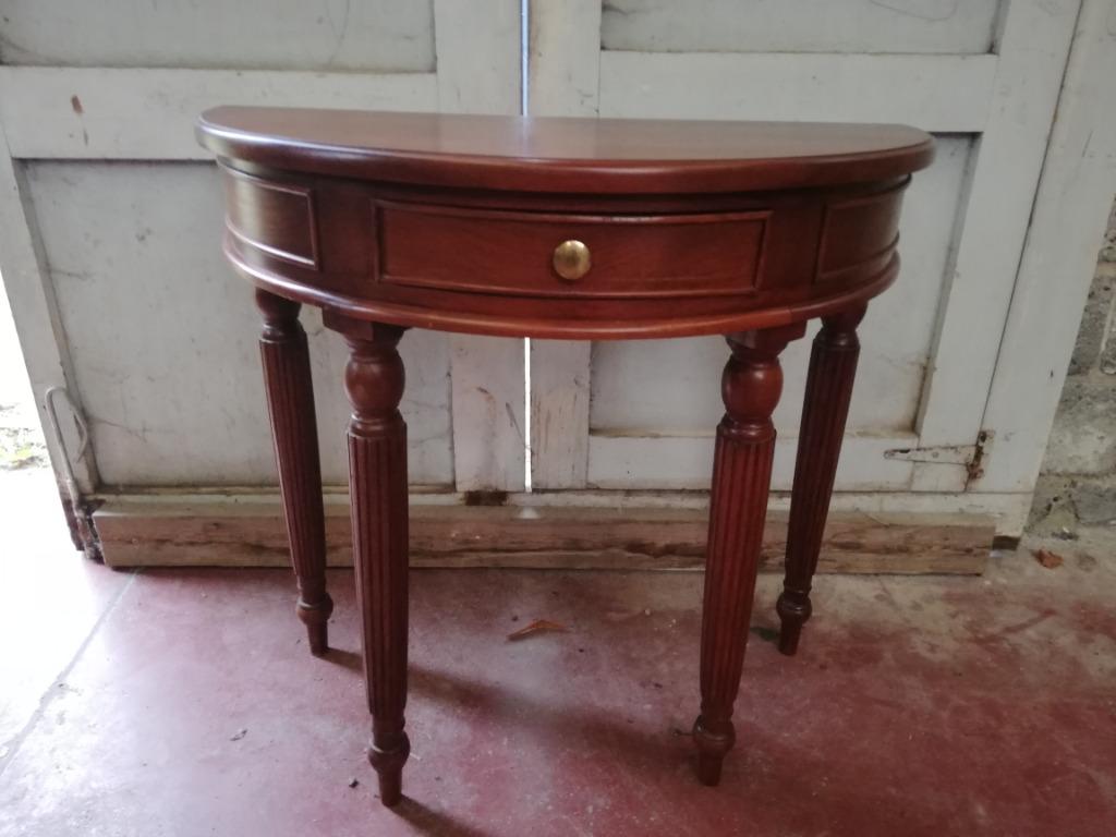 petit meuble demi lune, Enlèvement