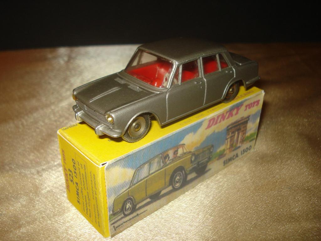 DINKY TOYS Ancienne Simca 1500 avec Boîte, Hobby en Vrije tijd, Modelauto's | 1:43, Zo goed als nieuw, Auto, Dinky Toys, Ophalen of Verzenden