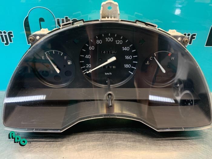 Instrument de bord d'un Toyota Starlet (Starlet 90-), -, 3 mois de garantie, Toyota, Utilisé