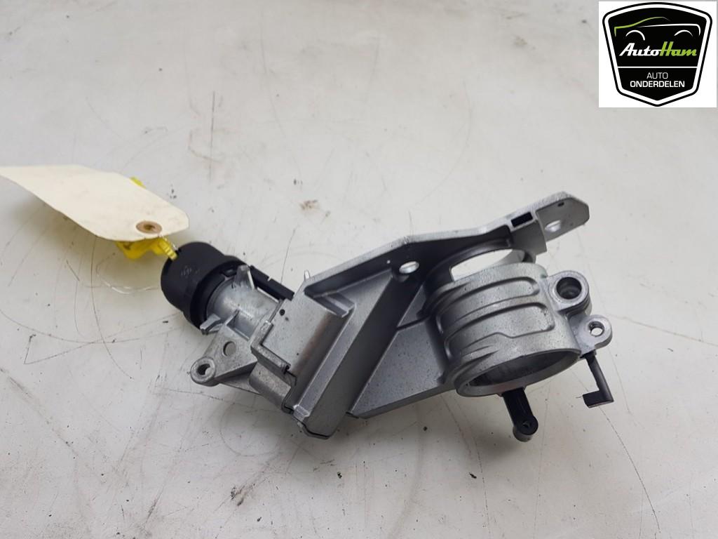 CONTACTSLOT + SLEUTEL Opel Zafira (M75) (01-2005/04-2015), Gebruikt, Opel