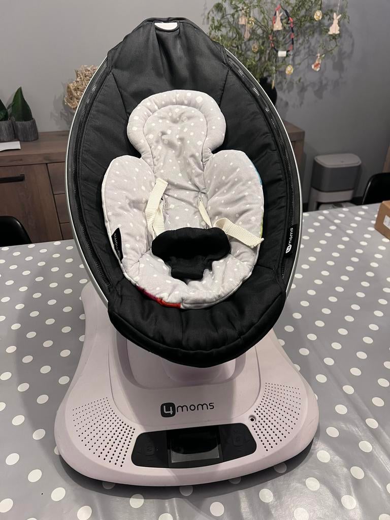 schommelstoel MamaRoo4 van het merk 4Moms, Kinderen en Baby's, Wipstoeltjes, Verstelbaar, Schommelstoel, Zo goed als nieuw, Ophalen