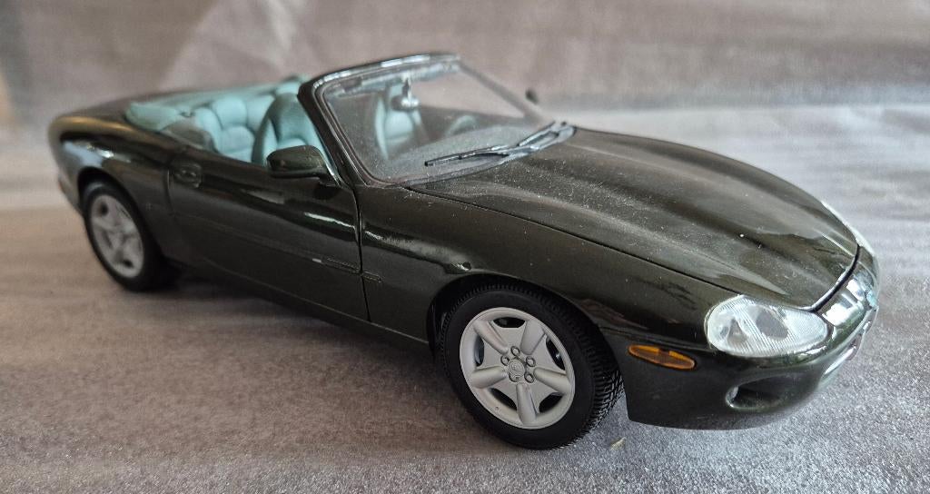 Jaguar XK Series Modelauto 1:18, Hobby & Loisirs créatifs, Voitures miniatures | 1:18, Comme neuf, Maisto, Envoi