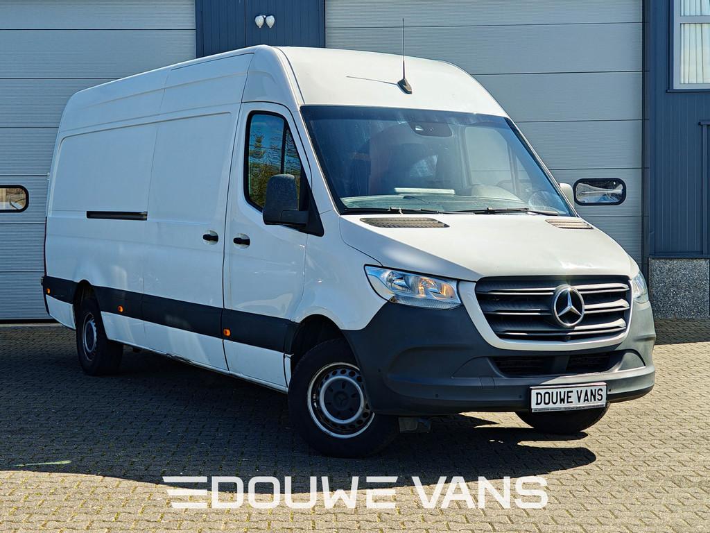 Mercedes-Benz Sprinter L3H2 314 MBUX 360 Camera Navigatie Ca, Auto's, Automaat, Gebruikt, 4 cilinders, Wit