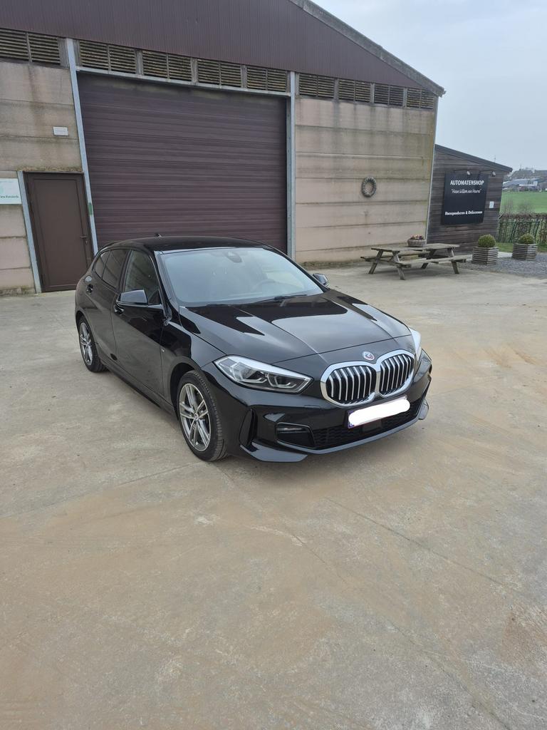 BMW 1 Serie 118i zwart Automaat, Auto's, BMW, 1 Reeks, Leder en Stof, Zwart, 5 zetels