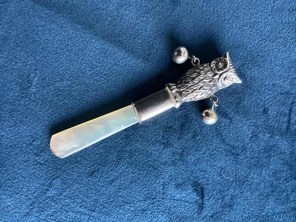 hochet en argent et perles avec hibou, Enlèvement ou Envoi