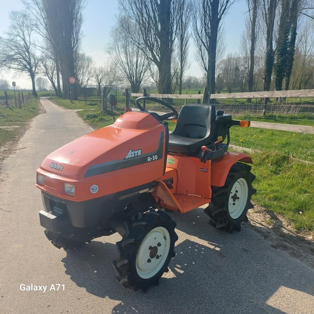 Minitractor kubota 18pk 4x4 TOPPER!, Ophalen