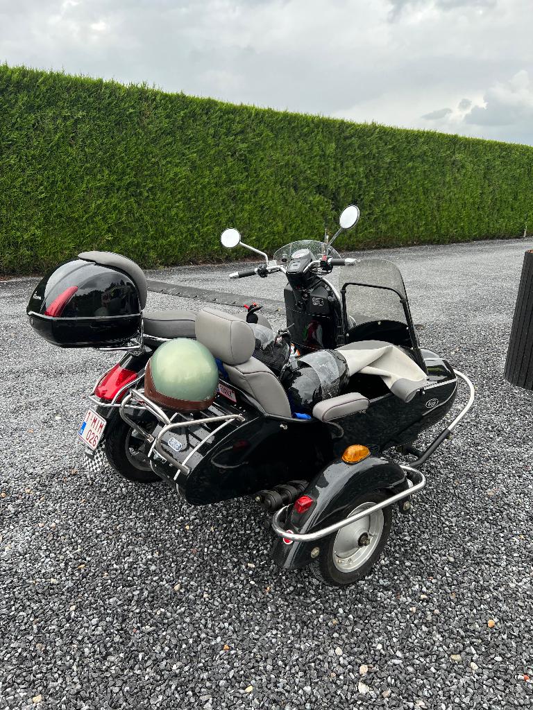 Vespa gtv 300 zijspan, Motoren, Scooter, 300 cc, Particulier