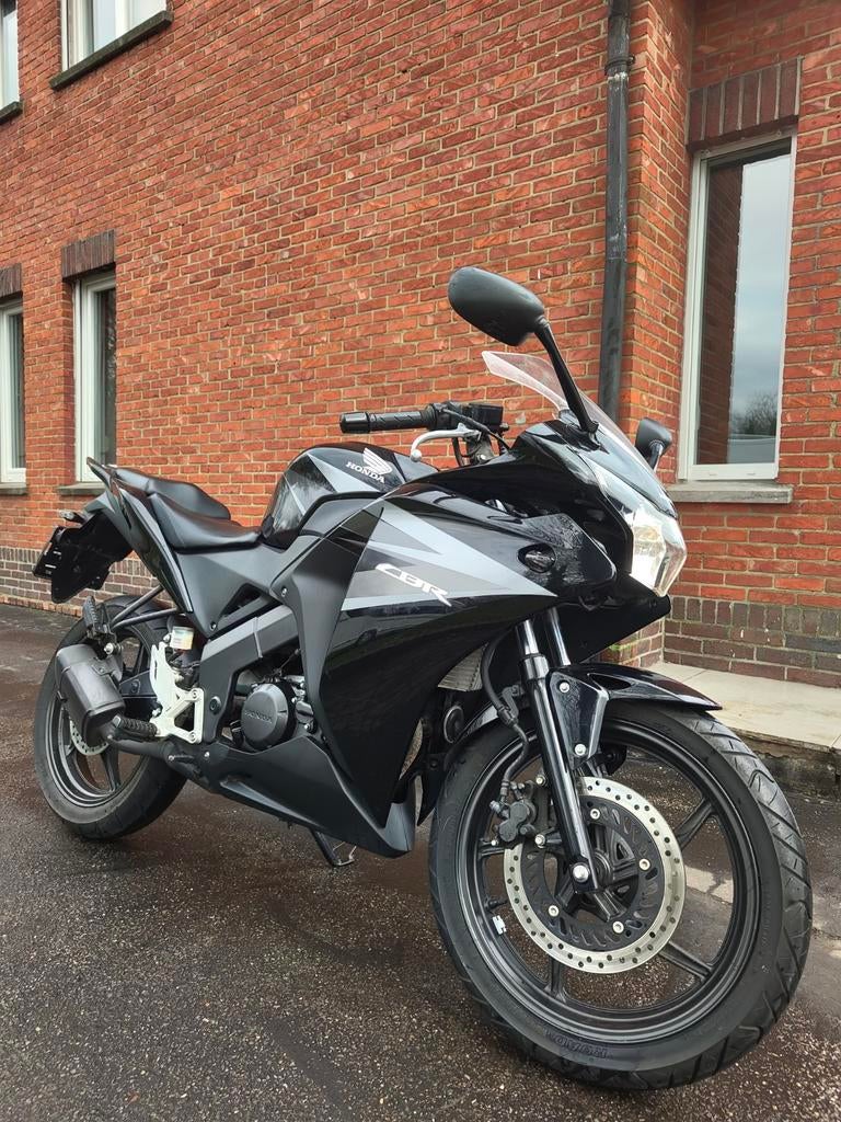 Honda CBR125R, Motos, Particulier, Occasion
