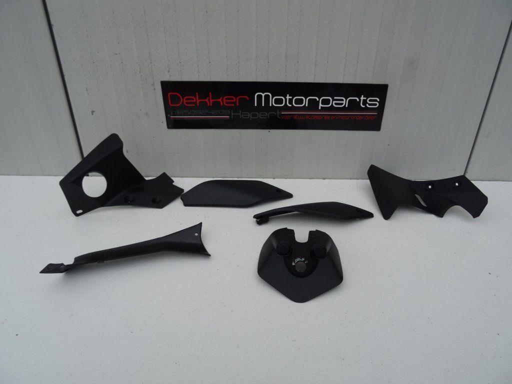 6x afwerkkap / afwerkkapjes KTM Duke 4 690 2016-2017-2018, Motoren, Gebruikt, -, -, Ophalen of Verzenden