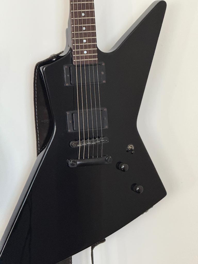 Grassroots Explorer (par ESP) GMX-48 avec sangle et sac, Musique & Instruments, Enlèvement, Utilisé, Solid body, Autres marques