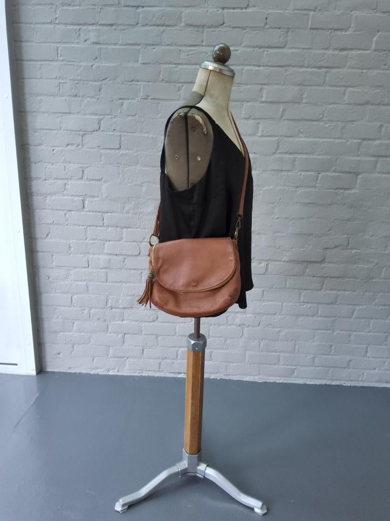 Sac à main en cuir couleur cognac, Bijoux, Sacs & Beauté, Sacs | Sacs à dos, Enlèvement ou Envoi, Utilisé, Autres marques