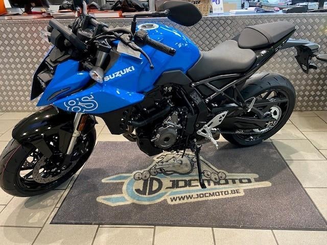 SUZUKI GSX-8S KOSMISCH BLAUW, Motoren, 2 cilinders, Bedrijf, Meer dan 35 kW, 800 cc
