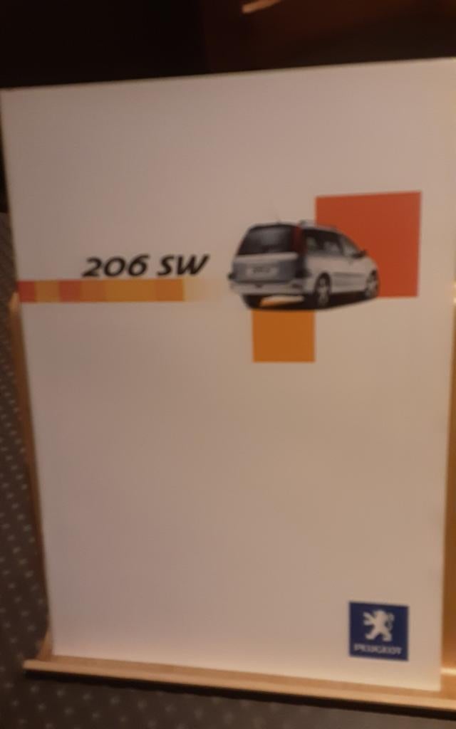 PEUGEOT 206 sw brochure, Livres, Autos | Brochures & Magazines, Enlèvement ou Envoi, Peugeot