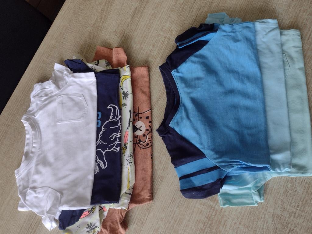 7 t-shirts pour garçons taille 98/104, Enfants & Bébés, Vêtements enfant | Taille 104, Garçon, C&A, Chemise ou À manches longues