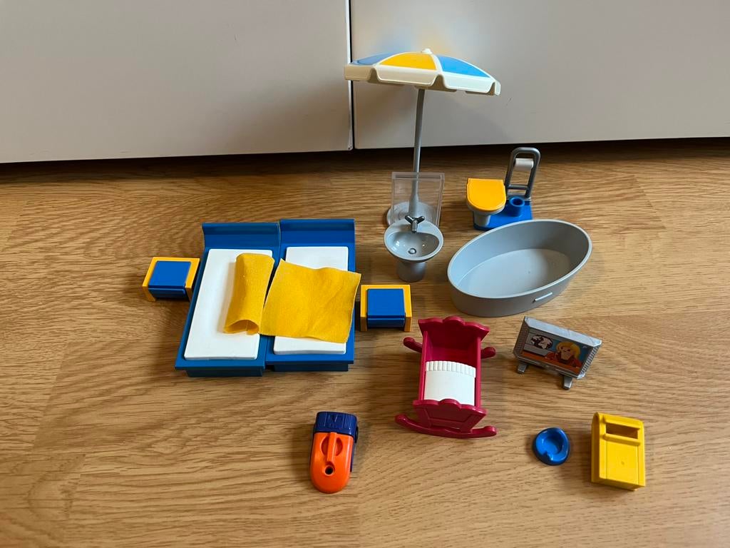 Playmobil lot meubeltjes, Kinderen en Baby's, Speelgoed | Playmobil, Ophalen of Verzenden, Zo goed als nieuw, Los Playmobil