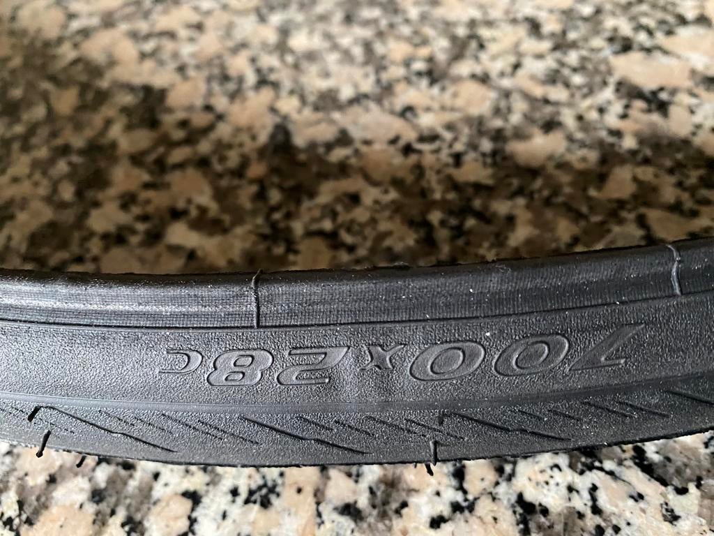 Pirelli P7 Sport Racefiets band 28 mm & 28 inch, Fietsen en Brommers, Ophalen, Zo goed als nieuw, 28 inch