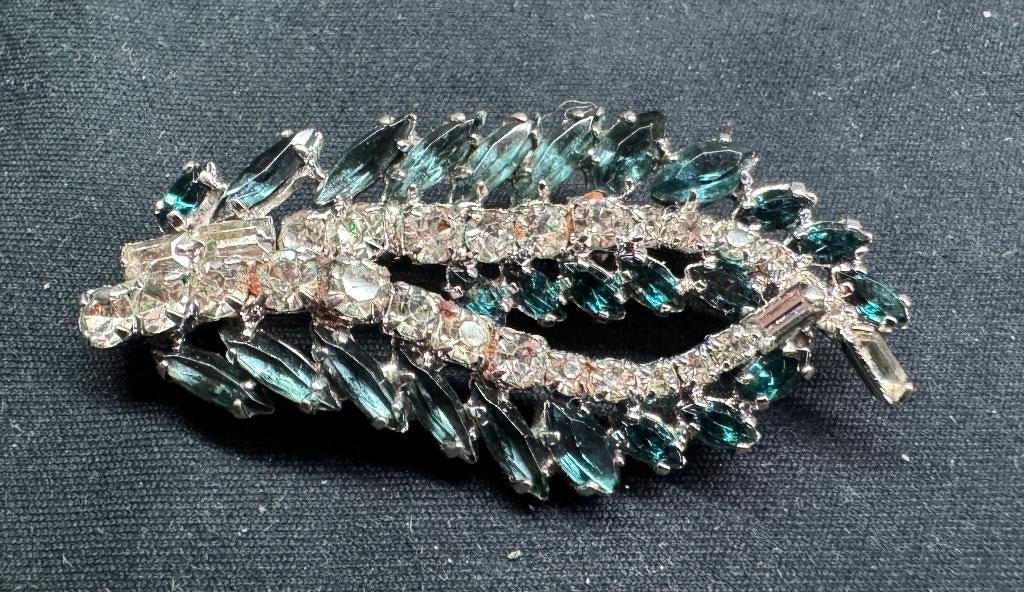 Bijoux de Fantaisie - Broche Vintage Années 1970, Bijoux, Sacs & Beauté, Bijoux anciens, Broche, Autres matériaux, Enlèvement ou Envoi