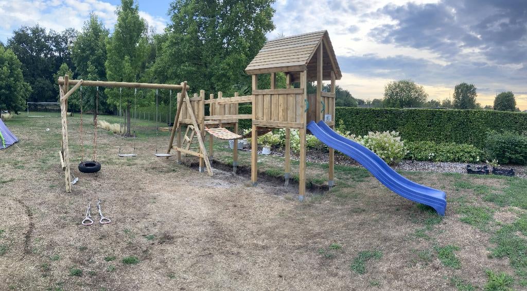 speelhuisje met glijbaan en zandbak, Kinderen en Baby's, Ophalen, Gebruikt, Hout