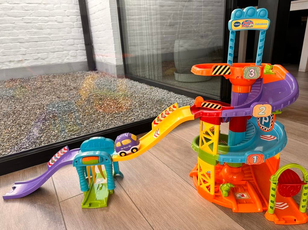 Vtech Toet Toet Auto’s - Parkeertoren, Kinderen en Baby's, Ophalen, Gebruikt, 6 maanden tot 2 jaar