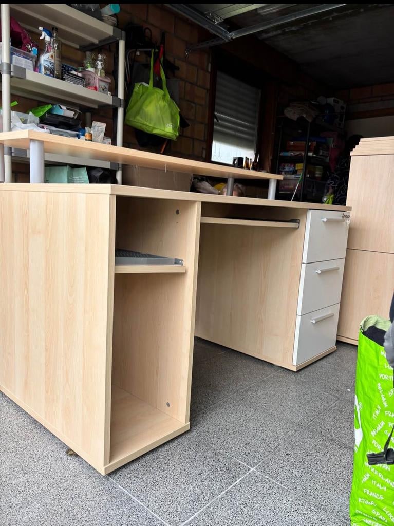 Bureau, Ophalen of Verzenden