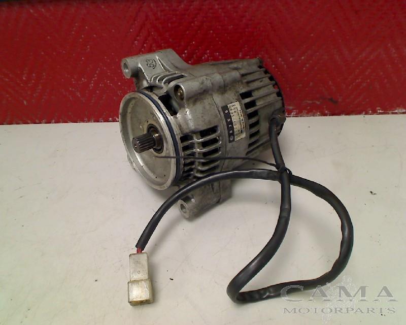 ALTERNATEUR YZF 1000 R Thunder Ace 1996-2001 (YZF1000R 4SV), Motos, Dhr. S. di Majo, Utilisé, Info@cama-motorparts.nl, P.J. Troelstraweg 8 8
3144 CX  MAASSLUIS, NL