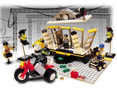 Lego 1352 Explosion Studio, LEGO & Steven Spielberg Moviemak, Kinderen en Baby's, Speelgoed | Duplo en Lego, Gebruikt, Lego, Complete set
