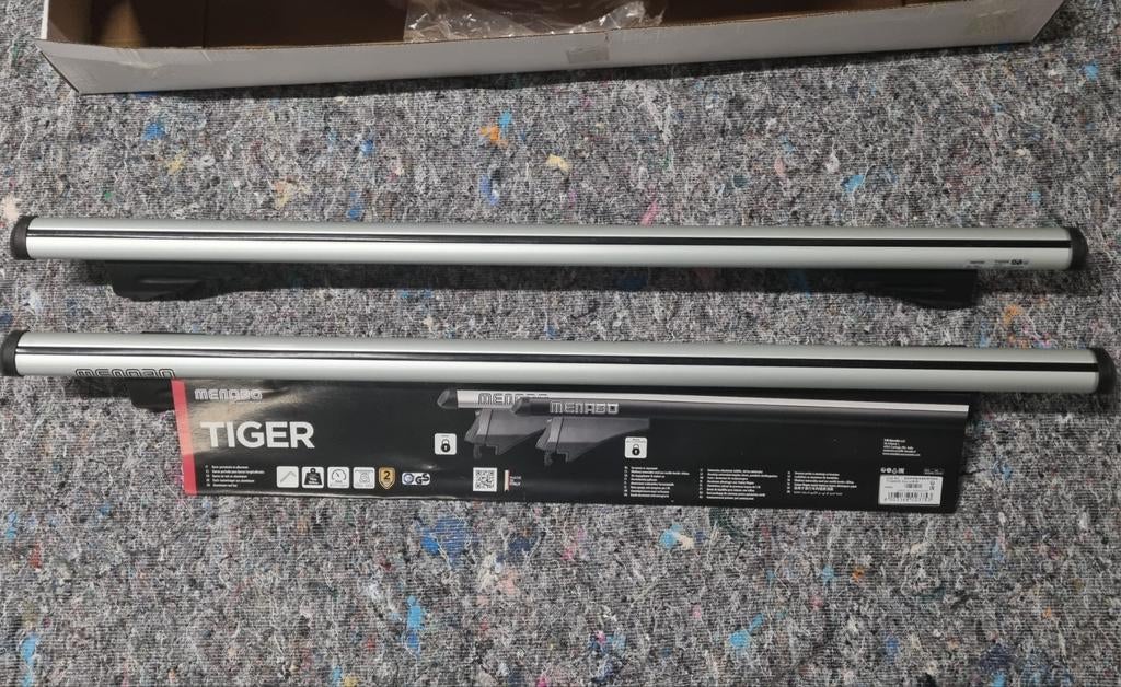 Bare de toit Menabo Tiger, Ophalen