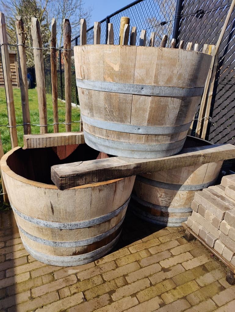 Half wijn vat/halve wijn ton/bloembak/halve wijnton, Tuin en Terras, Ophalen
