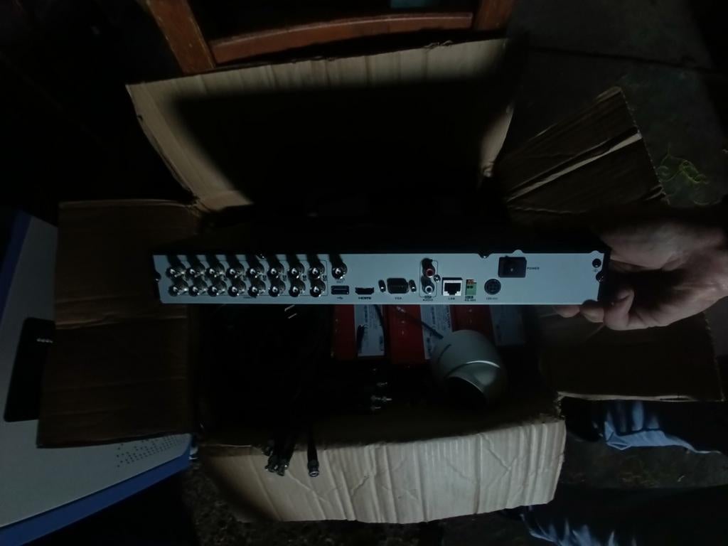 Camera systeem, Enlèvement, Caméra