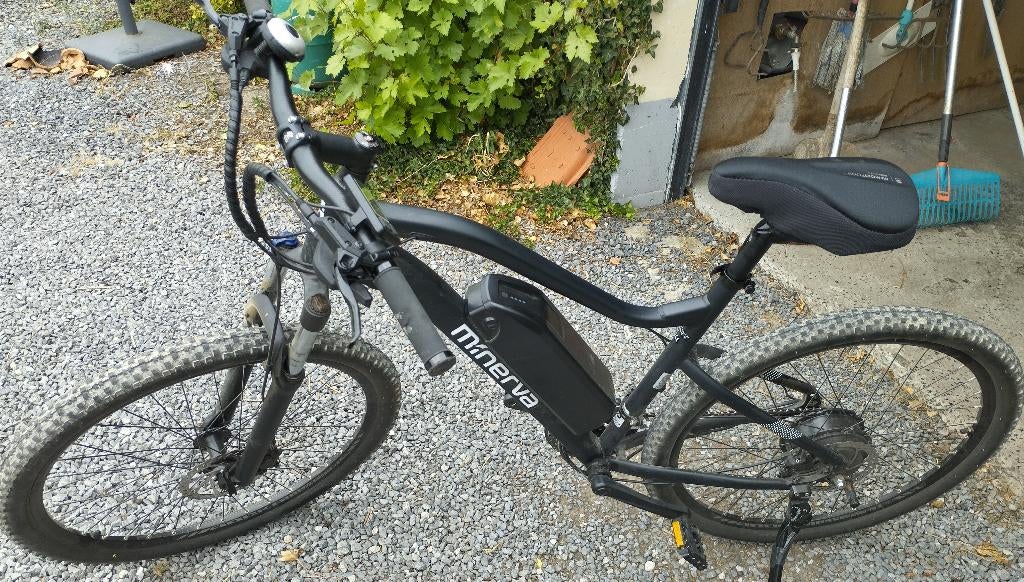 VELO A ASSISTANCE ELECTRIQUE MINERVA, Enlèvement, Comme neuf