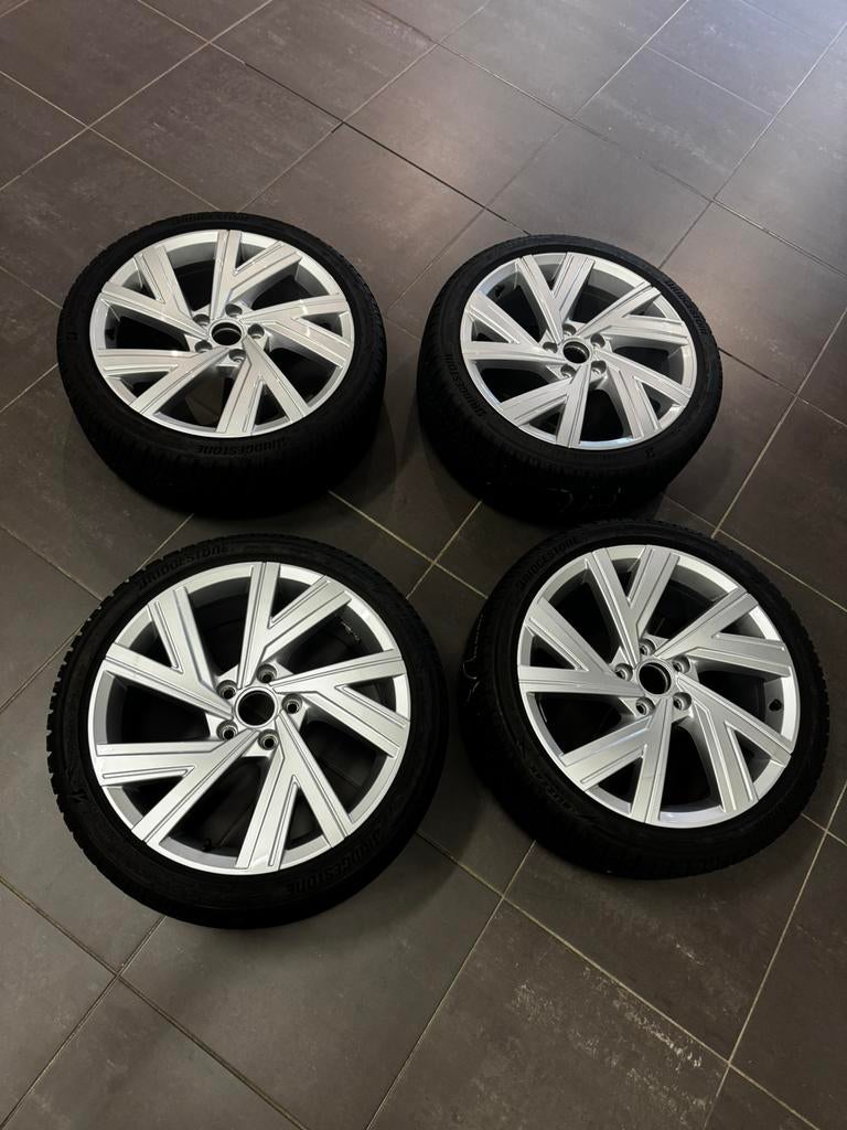 Jantes 18 pouces d'origine Volkswagen Golf 8 Bergamo, Enlèvement, Jante(s)