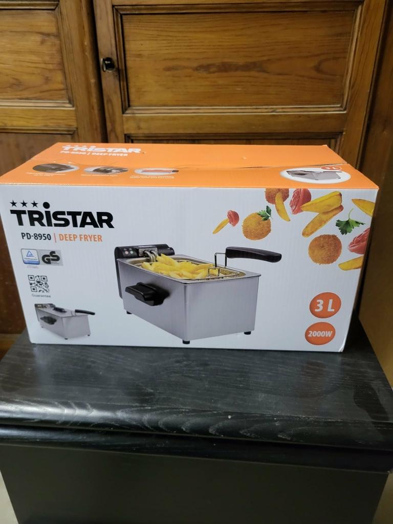 Frituurpan, Elektronische apparatuur, Frituurpannen, 2 tot 3 liter, Ophalen, Nieuw