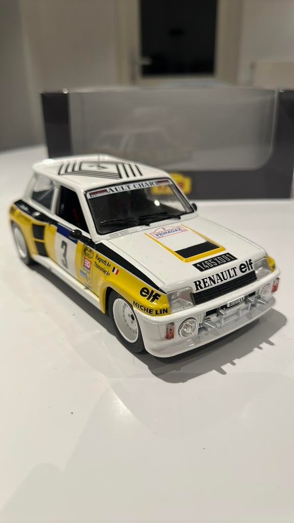RENAULT 5 Turbo 1/18 ixo Ragnotti 1984, Hobby & Loisirs créatifs, Enlèvement ou Envoi, Neuf, Voiture, Autres marques