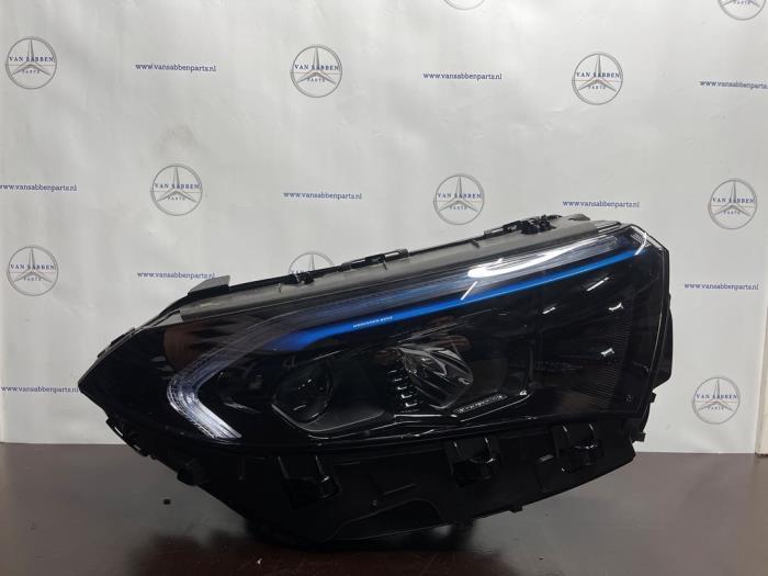 Koplamp rechts van een Mercedes EQA, Gebruikt, -, -, 3 maanden garantie