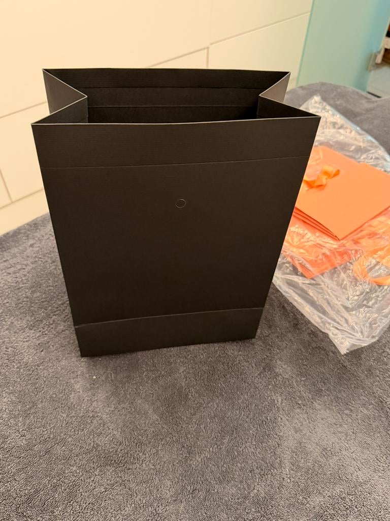 Inpakzakjes, Divers, Papier cadeau, Enlèvement, Comme neuf