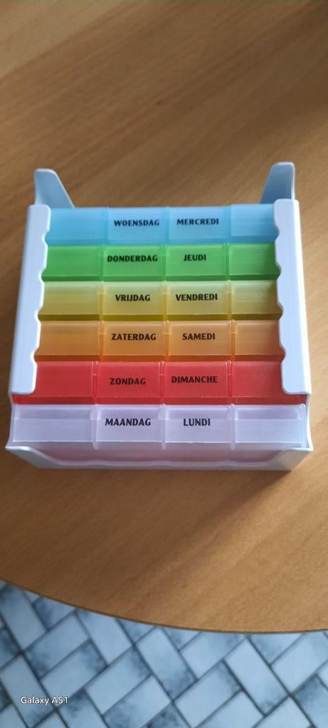 pillendoos voor de dinsdag gezocht, Diversen, Ophalen of Verzenden