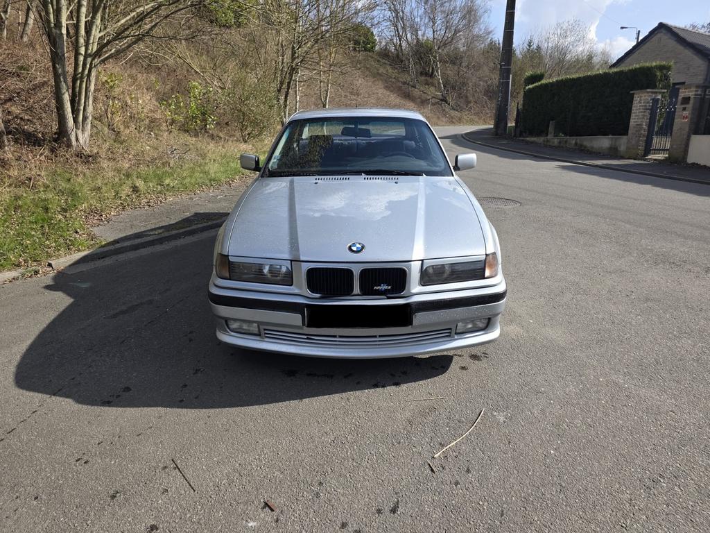 BMW 325, 2500 cc, Achterwielaandrijving, Overige kleuren, Particulier